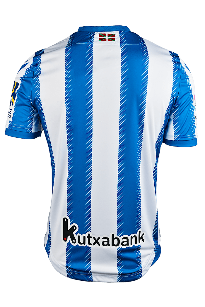 La Real Sociedad presentó sus dos uniformes de la siguiente temporada –así como los dos de portero y la ropa de presentación– con diseños exclusivos y vanguardistas. De quedarse, Moreno tendrá una piel de primera calidad en el fútbol español.