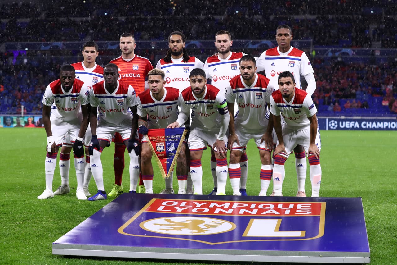 <b>18.-</b> 
<b>Olympique Lyon:</b> 340.4 millones de euros.