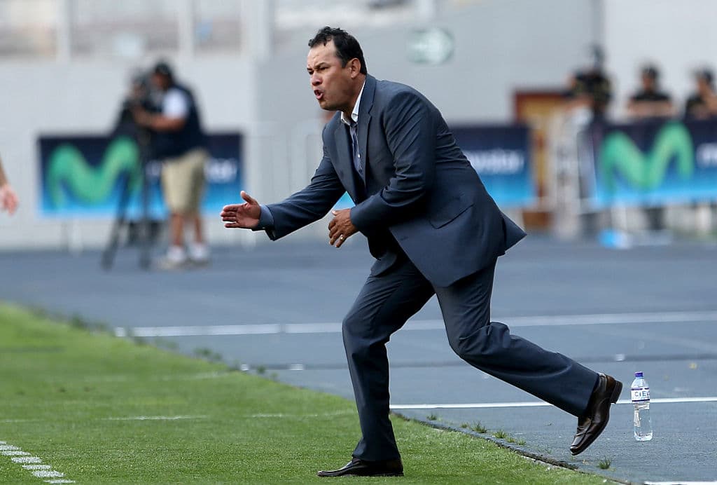 Juan Reynoso se despide de Perú para dirigir al Puebla