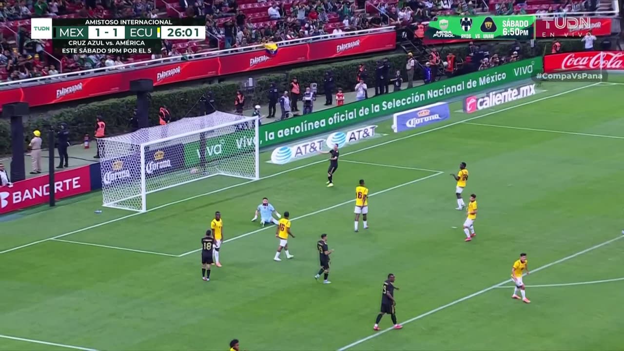 ¡Chiquito Sánchez no pasa la pelota y hace el ridículo!