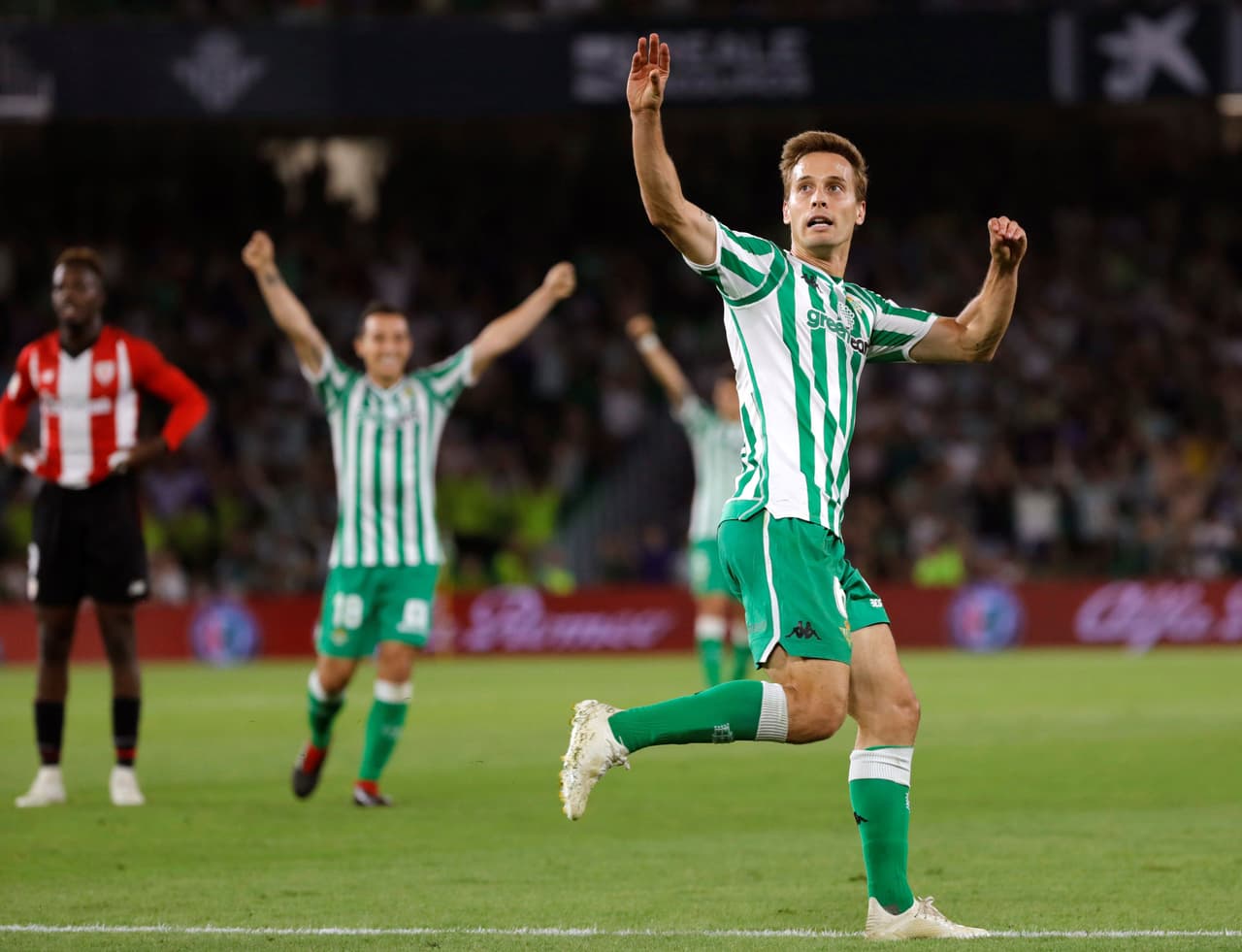 Betis, que tuvo al mexicano Andrés Guardado todo el partido, igualó 2-2 de local contra Athletic Bilbao en la Jornada 5 de la Liga de España, luego de ir abajo 2-0 en el marcador.