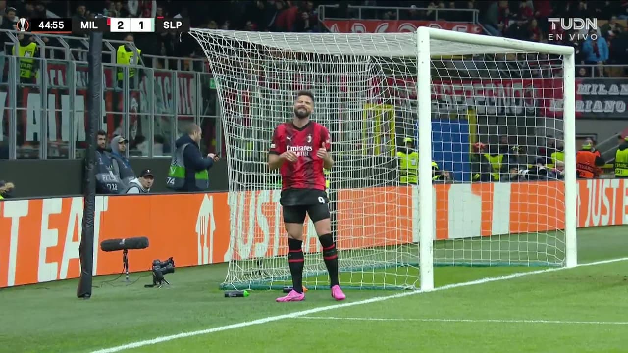 ¡GOL!  anota para Milan. Ruben Loftus-Cheek