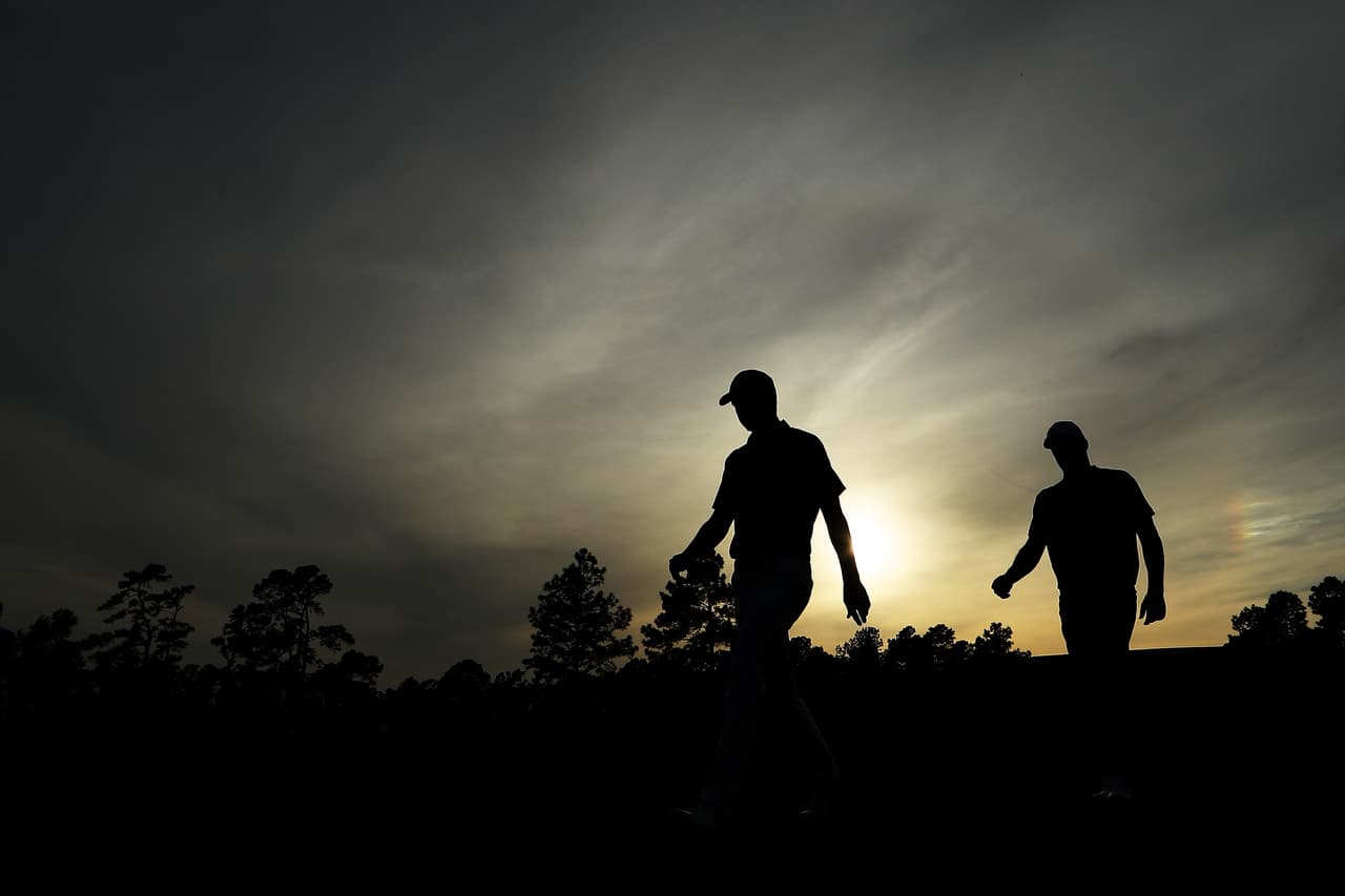 Los latinoamericanos en Augusta, el argentino Ángel Cabrera (+4), el chileno Joaquín Niemann (+4) y el venezolano Jhonattan Vegas (+5) están por ahora fuera del corte (+3) para jugar el fin de semana.