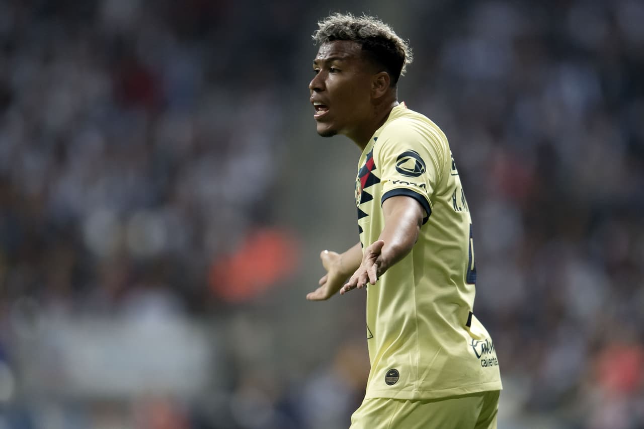 El caso de Roger Martínez es especial, pues no ha jugado ni un minuto en el torneo actual por problemas con la directiva y se espera la resolución de su caso.