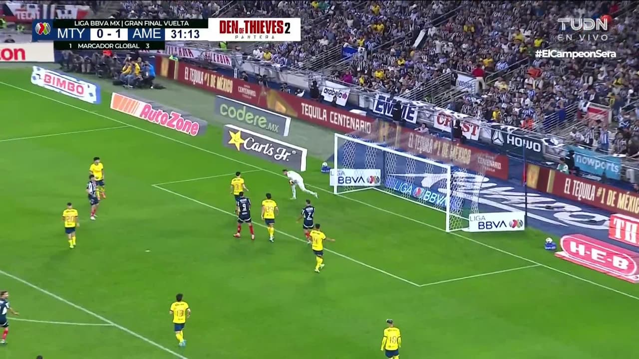 ¡TIRO ATAJADO! disparo por Gerardo Arteaga.