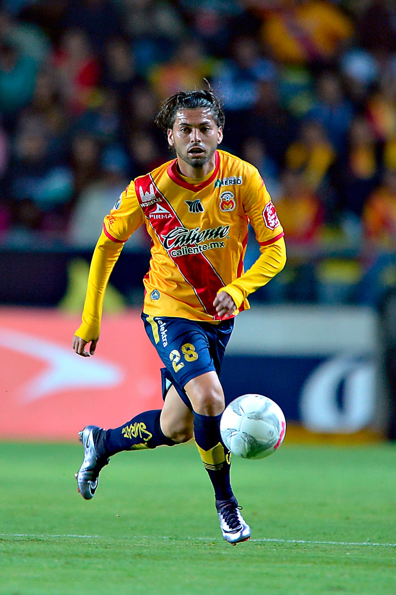 El mediocampista del Morelia, Carlos Adrián Morales, anotó el primer gol contra Santos, lo que fue temporalmente el empate en el partido, por lo que generó 10 puntos en la fecha 16, mientras que su valor es de $6.6 millones.