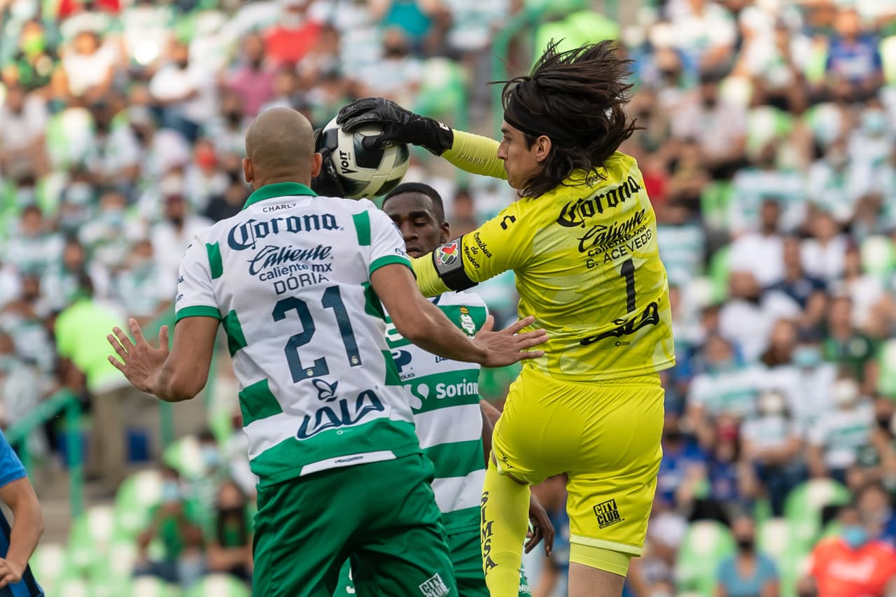 ¿Campeonitis? Cruz Azul sigue sin ganar después de que Santos Laguna le arrebató el empate como local en la reedición de la Final del torneo anterior de Liga MX.