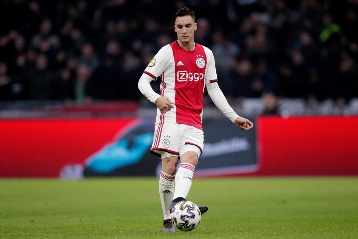 El Ajax simplemente no mostró piedad ante el Den Haag y los goleó con seis goles a uno. El 'Machín' Álvarez no vio minutos en esta goleada.