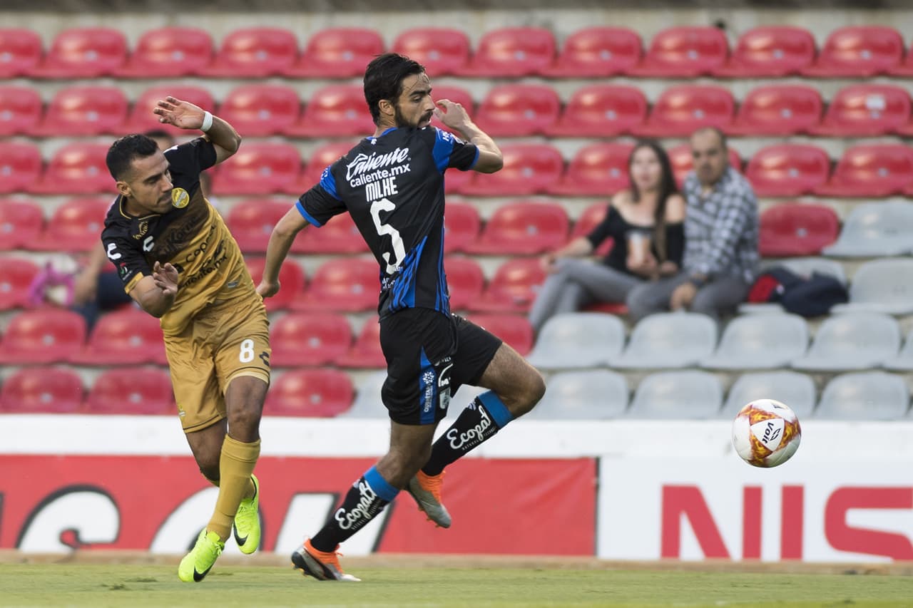 En la segunda mitad el juego se tornó soso por momentos, con un equipo queretano consintiendo al rival y los del Ascenso MX no se atrevían a causar peligro a sus rivales en turno.