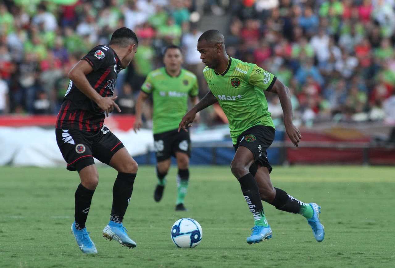 Con este resultado, ahora Juárez tiene balance de 11 goles ante los Tiburones Rojos y solo han permitido tres tantos.