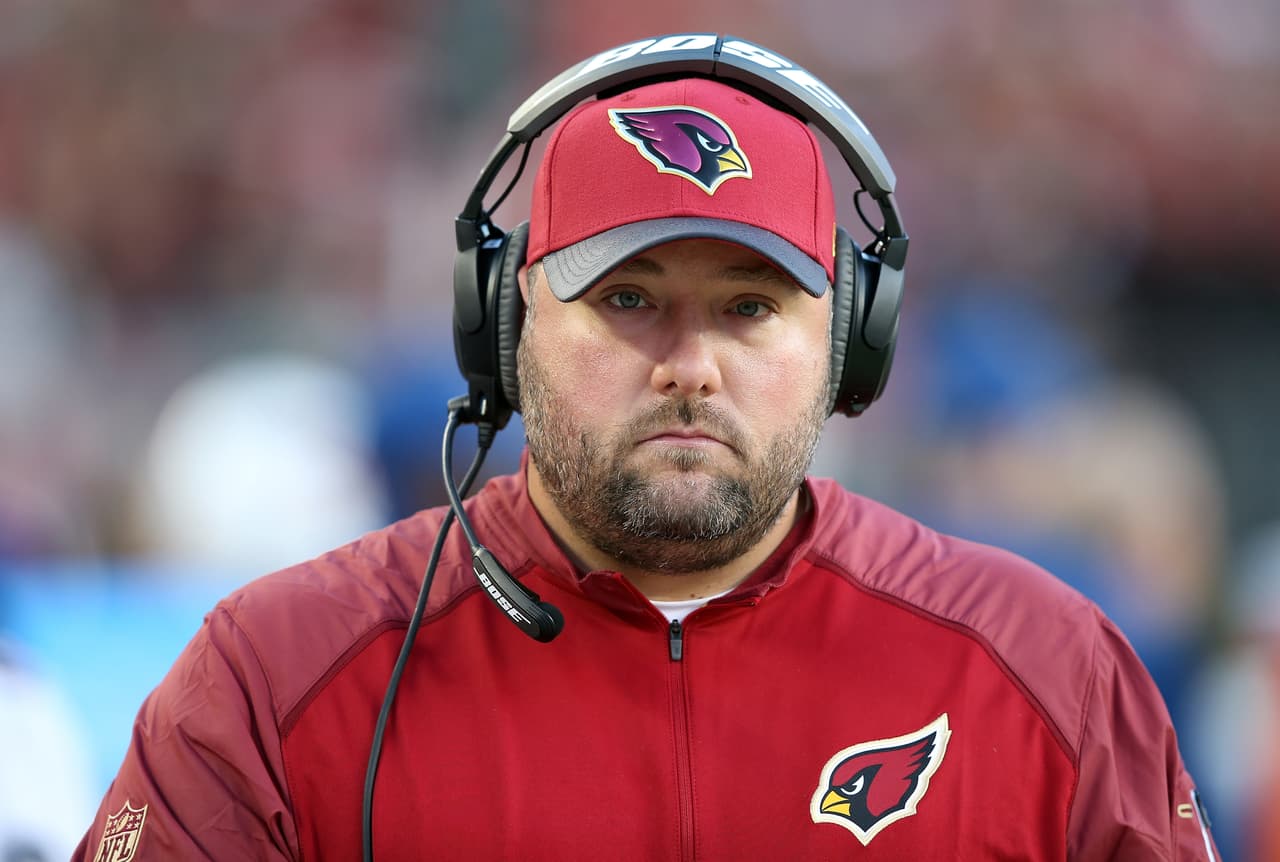 JAMES BETTCHER Coordinador Defensivo a partir de la actual temporada. Fue ascendido luego de hacerse cargo de los linebackers.