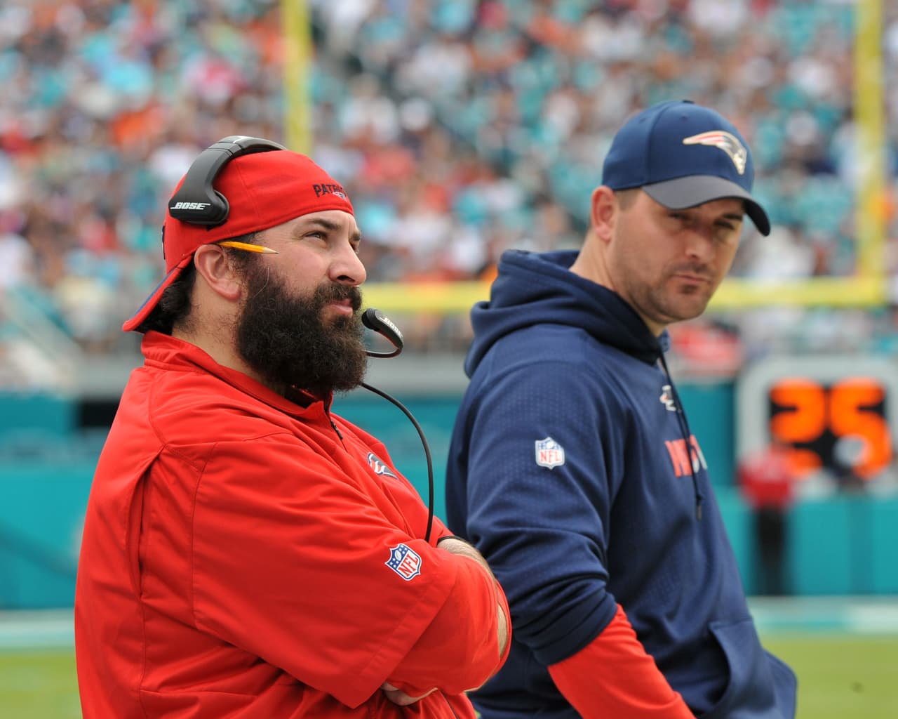 MATT PATRICIA Coordinador Defensivo. Luego que los Patriots ganaron 3 Super Bowls terminó la época de grandes jugadores defensivos. Patricia reconstruyó esa unidad para volver a ser campeona.