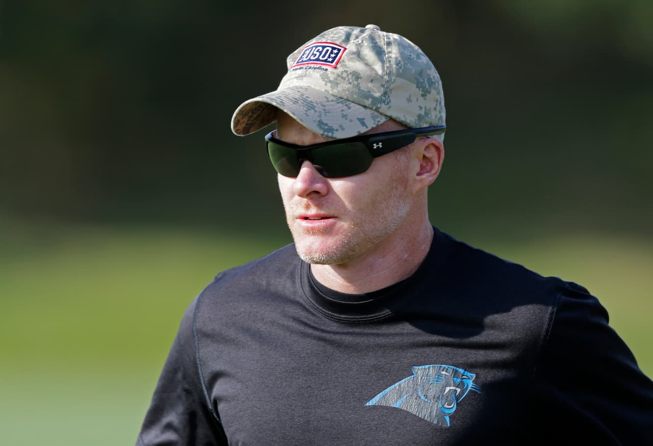 SEAN MCDERMOTT Coordinador Defensivo en los últimos 5 años, llegó con el coach Ron Rivera a establecer un estilo agresivo pero ganador y dominante en la defensa.