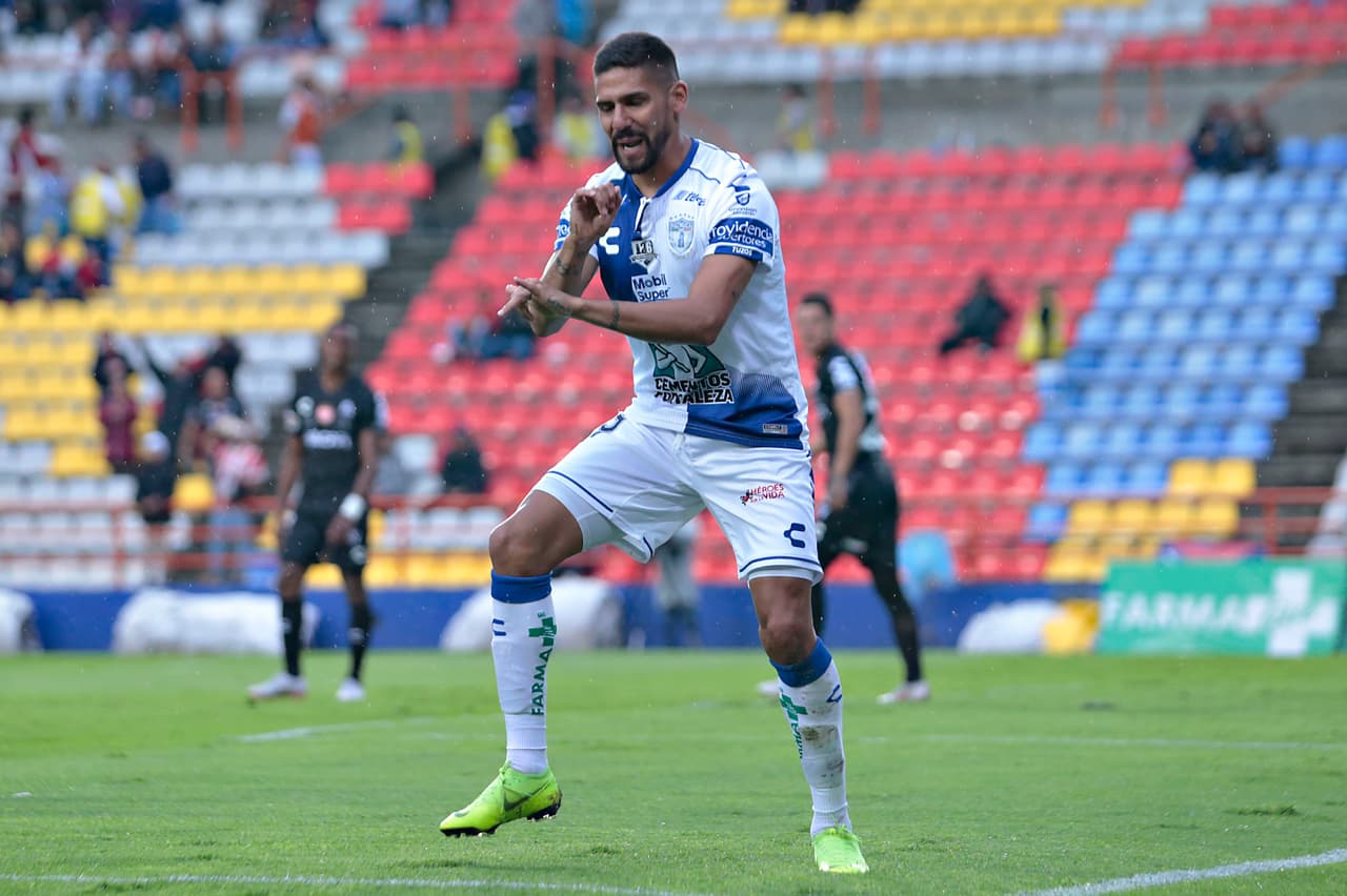 <b>Delantero:</b> Franco Jara (Pachuca, 19)