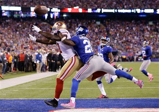 Gran duelo de Domingo por la Noche entre los San Francisco 49ers y los New York Giants. Checa las mejores tomas del triunfo de los Giants.
