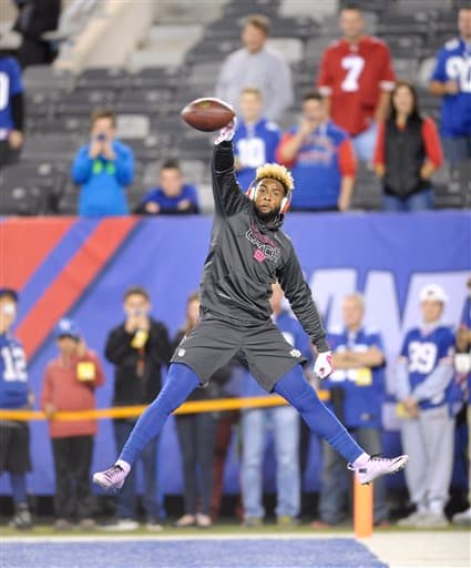 Gran duelo de Domingo por la Noche entre los San Francisco 49ers y los New York Giants. Checa las mejores tomas del triunfo de los Giants.