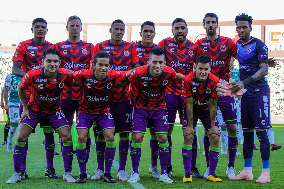 Tiburones Rojos de Veracruz fue campeón por última vez en el torneo de 1949-1950, racha de 68 años y medio sin títulos de Liga.