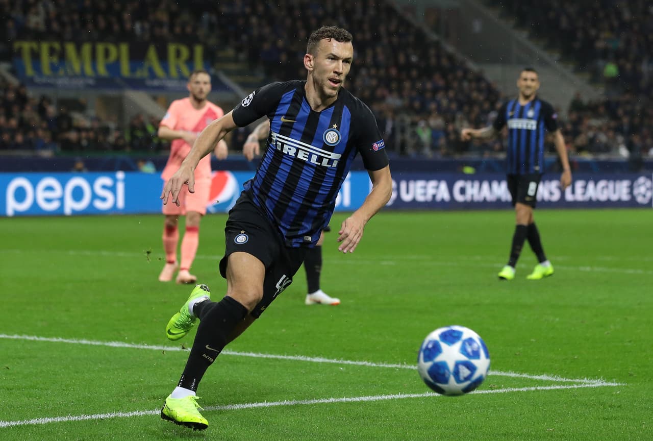 El croata Ivan Perisic parece ser un jugador de todo el gusto de José Mourinho para reforzar al Manchester United. Sin embargo, el Inter no tiene deseos de que se los deje por lo que tendrán que poner muchos millones.