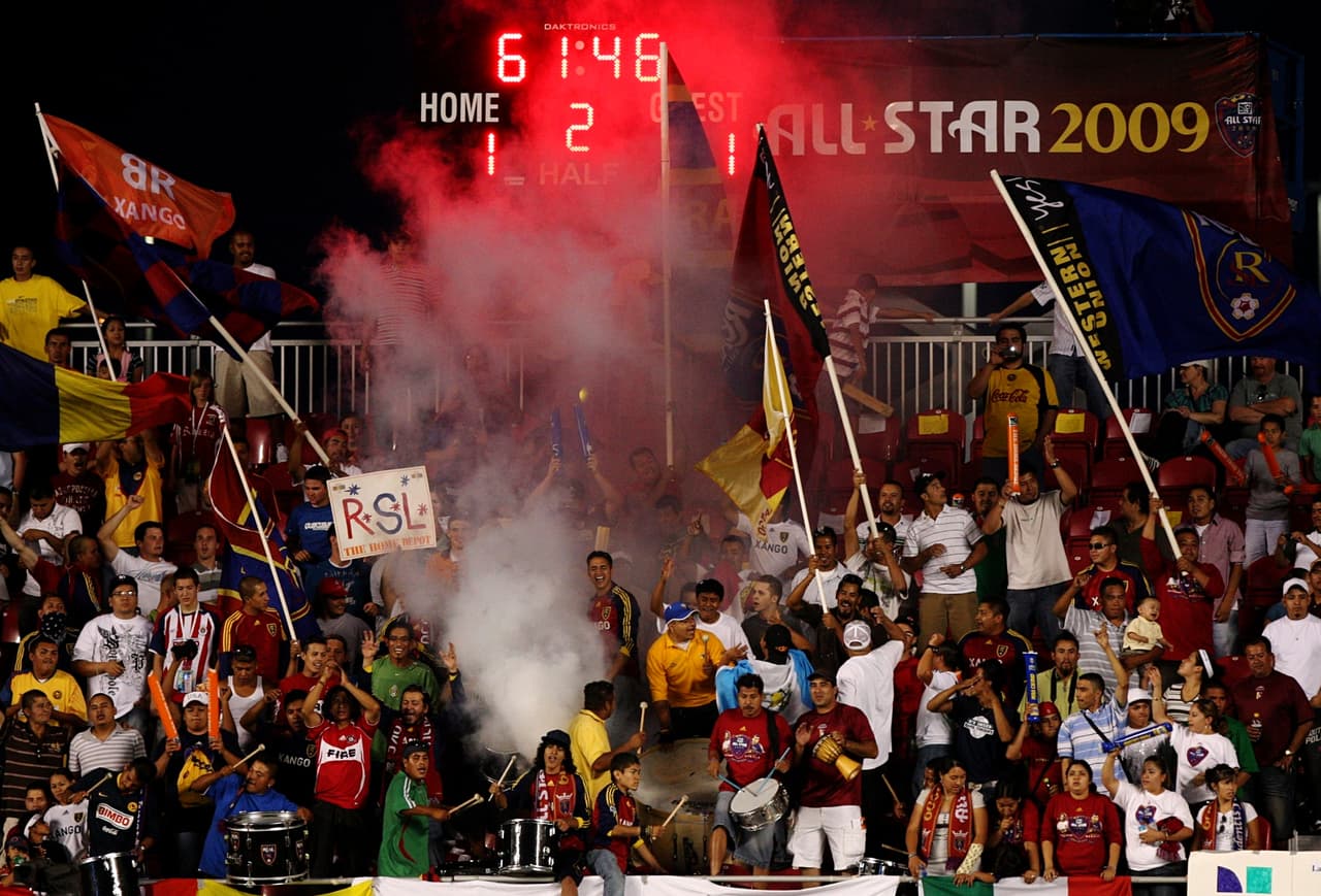 2009 - MLS All Star 1-1 Everton F.C.: Rio Tinto Stadium (20,124 espectadores)