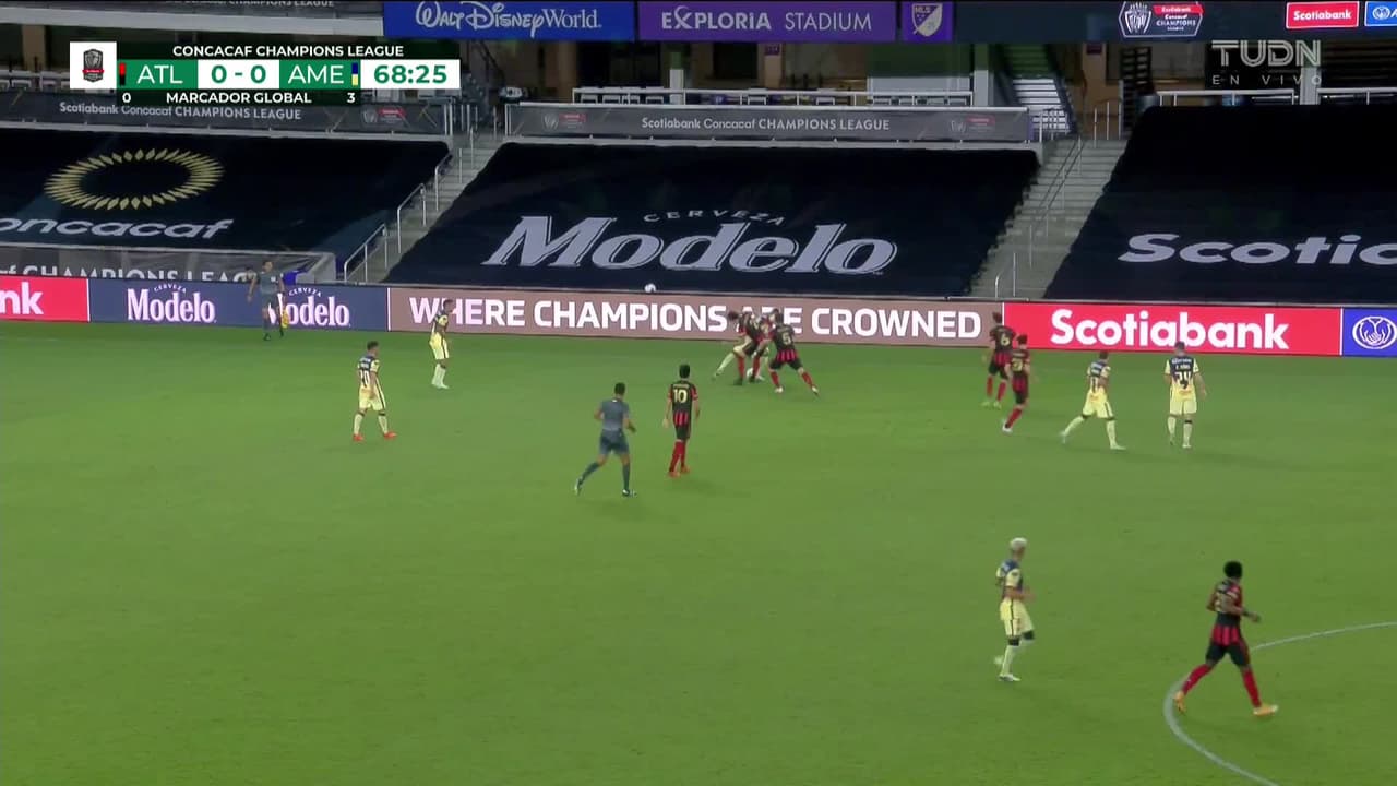 ¡TIRO ATAJADO! disparo por Erick Torres.