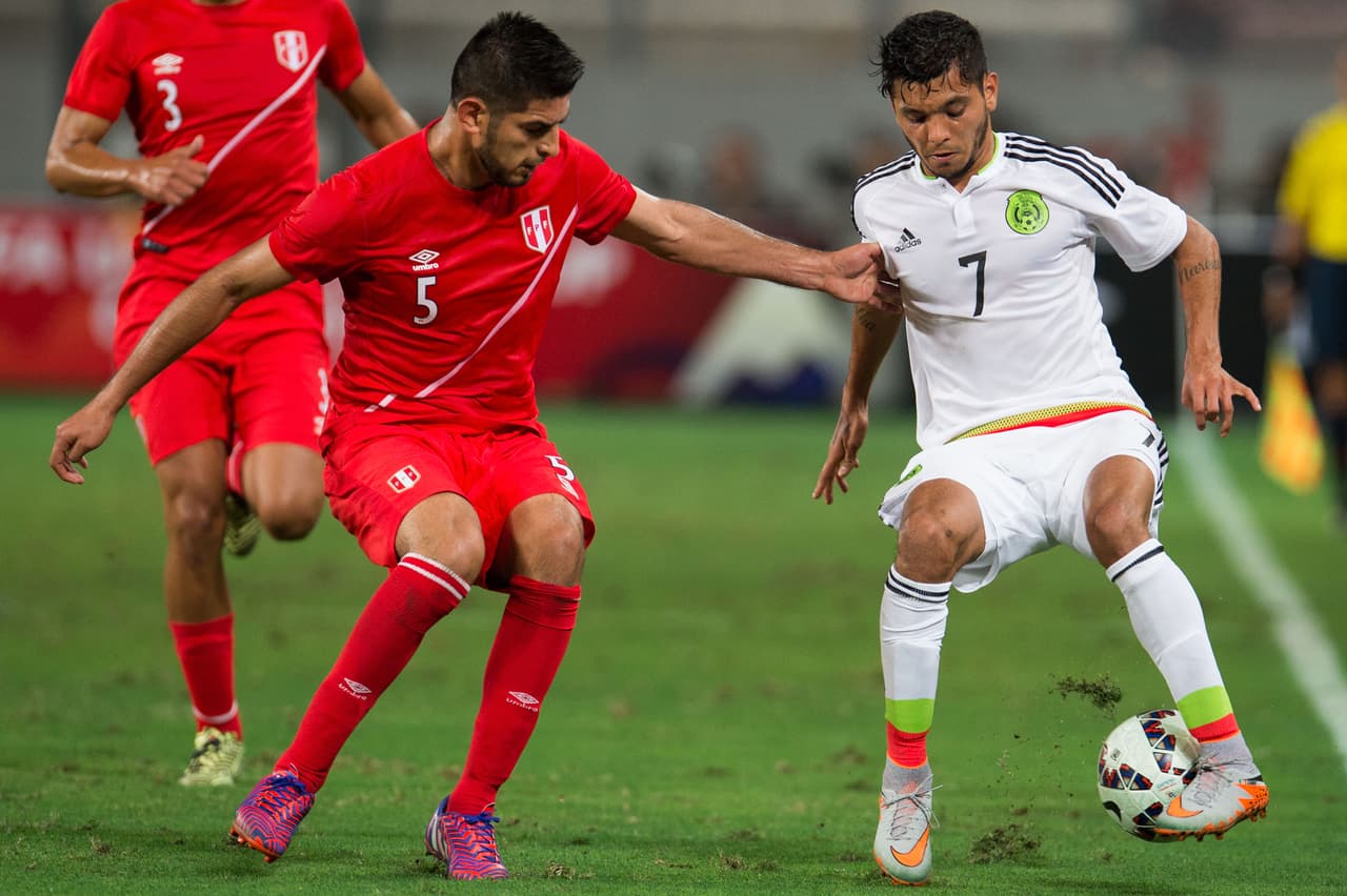 CAMBIOS CALIFICACIÓN 8: En la segunda parte ingresaron Jesús Corona y Luis Montes, y fueron los jugadores que más brillaron en la cancha pese haber jugado tan solo unos minutos. Ya que le dieron una nueva cara el Tri y gracias a ellos cayó el gol del empate para México.