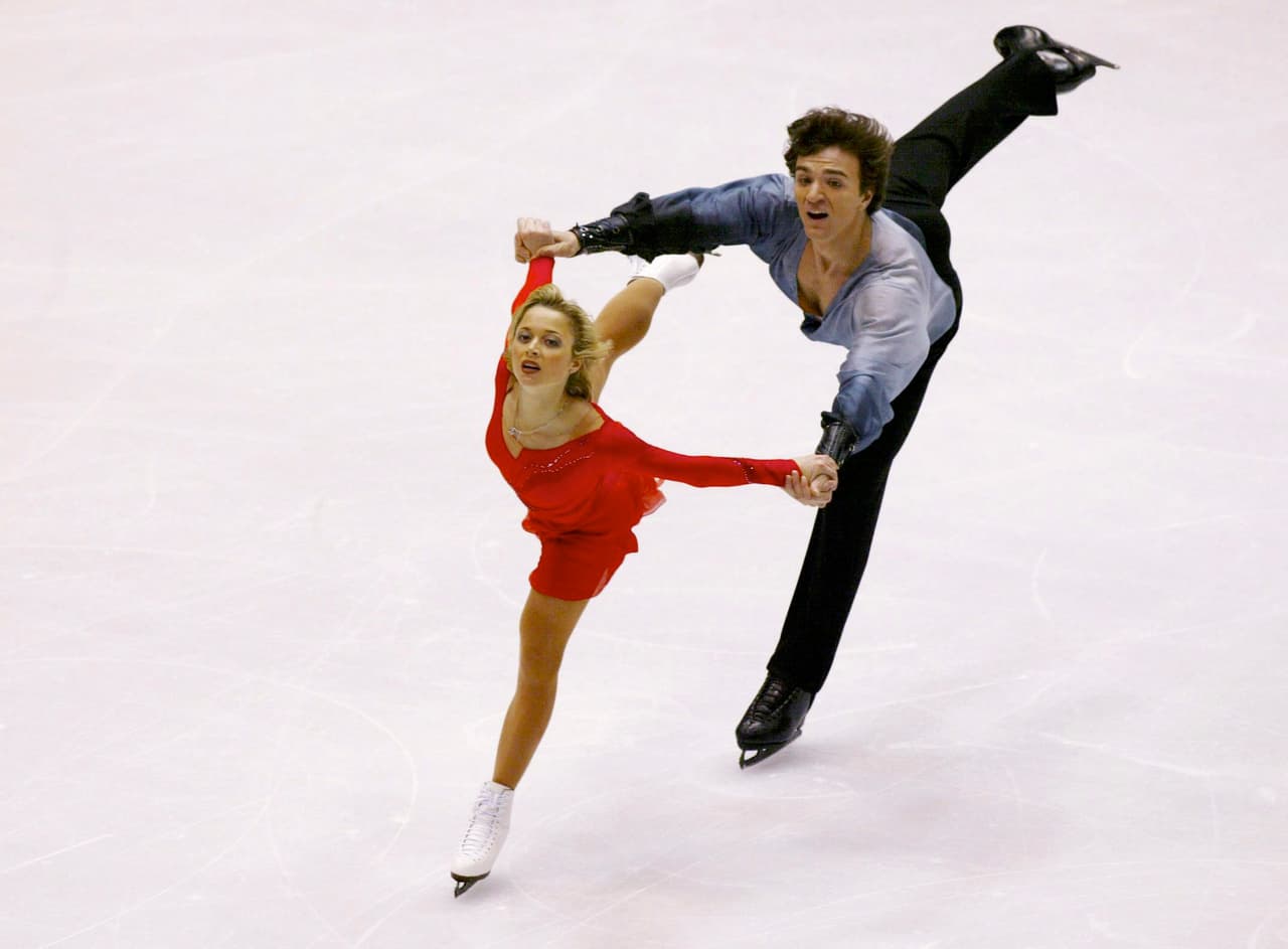 Elena Berezhnaya y Anton Sikharulidze fueron la pareja rusa que sorprendió con su calidad dentro de la pista, en una competencia muy cerrada.
