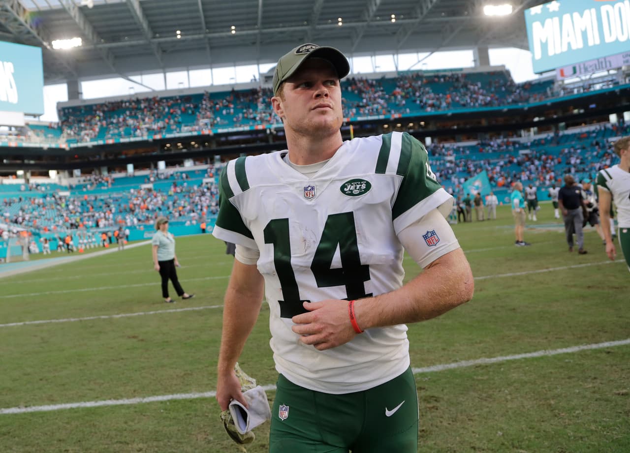 Sam Darnold y su severa autocrítica: “Jugué como un estúpido contra Miami”