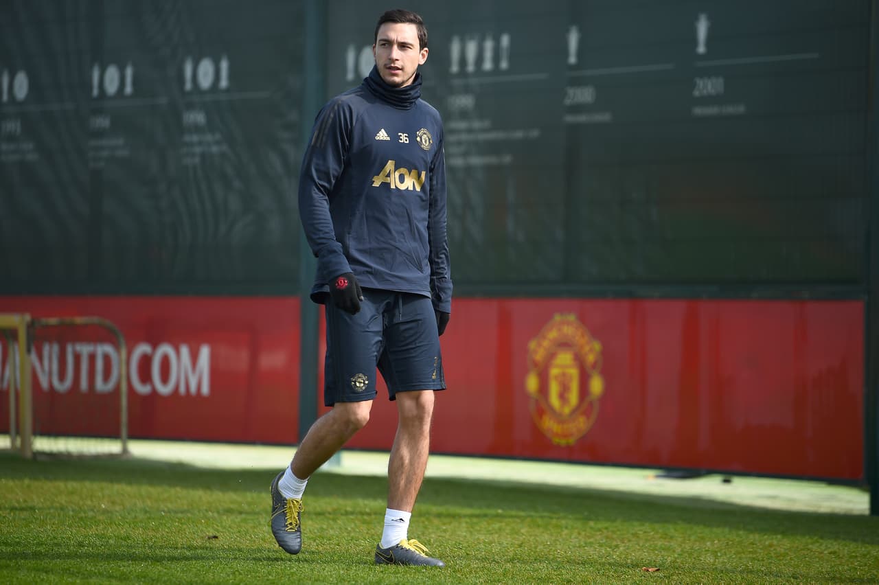 En busca de opciones donde pueda tener más minutos, el italiano Matteo Darmian estaría en camino a su país o a La Liga, donde el Valencia aparece como una opción.