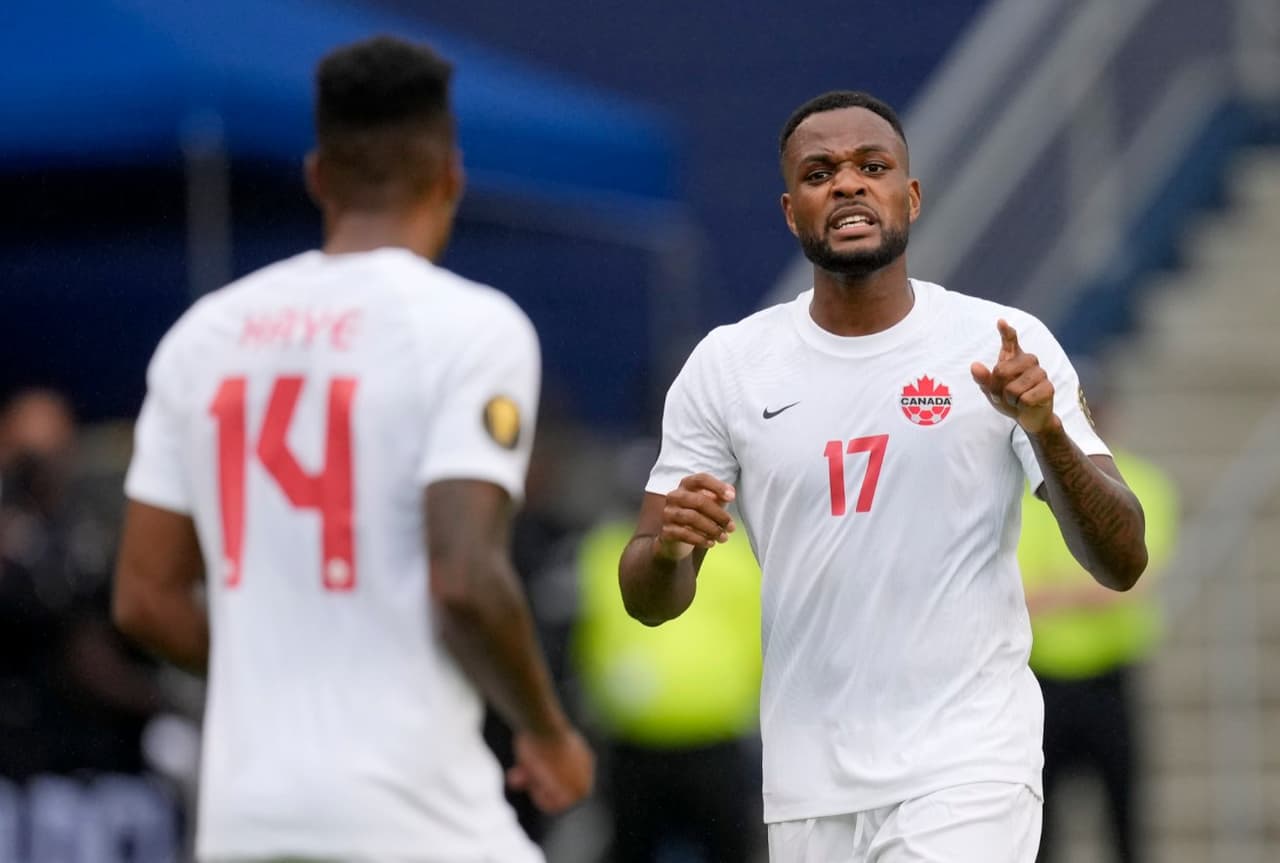 Cyle Larin de Orlando City tuvo un partido destacado en Kansas City.