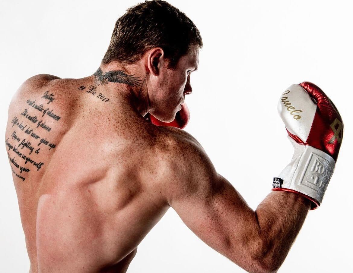 'Canelo' Álvarez tiene cerca de 14 tatuajes en su cuerpo.
