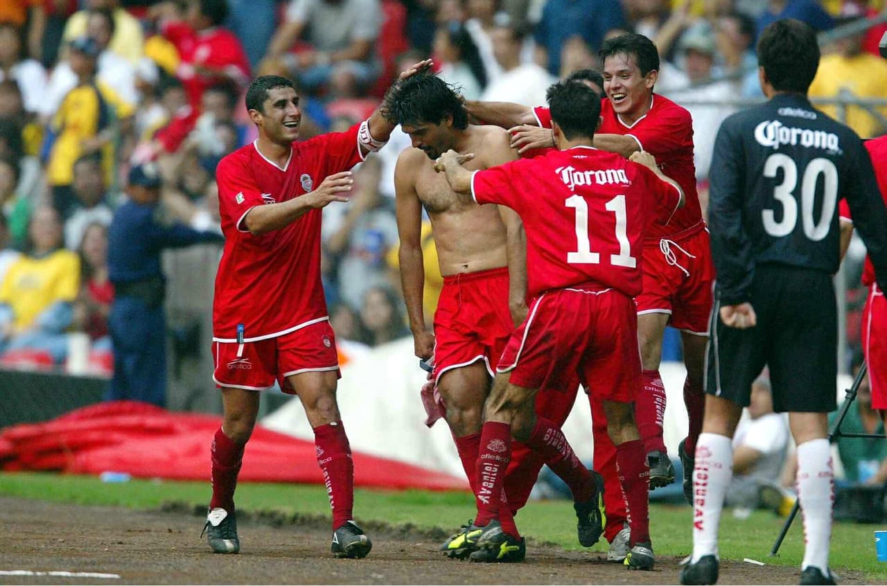 Comparando con los equipos de época, los Diablos de Enrique Meza contaban con figuras como José Saturnino Cardozo, Fabián Estay, José Manuel Abundis y otros jugadores que estaban por encima de la media del balompié mexicano.
