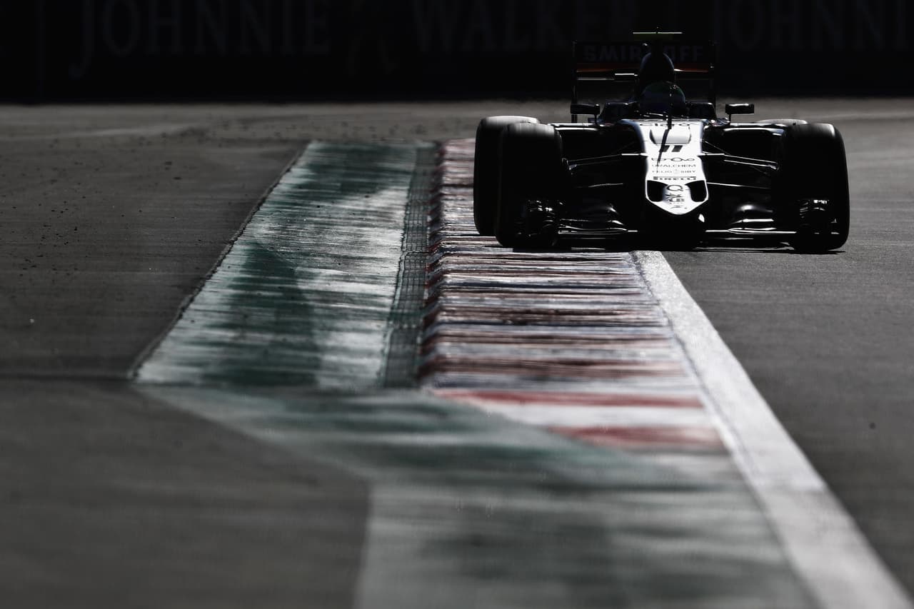 Rivales como el australiano Daniel Ricciardo, de Red Bull Racing, advierten en Pérez una figura de proyección para el futuro de la Fórmula 1.