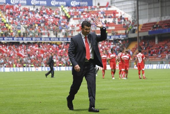 Los tres campeonatos que ha conseguido el ‘Chepo’ han sido en el Estadio Nemezio Diez, 1 con Chivas y 2 con Toluca.