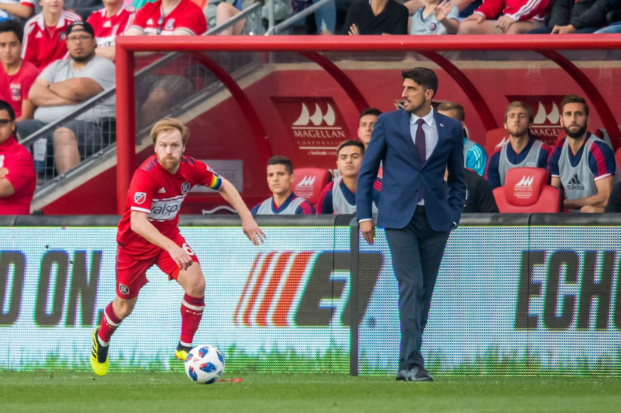 Veljko Paunovic, Dax McCarty Chicago Fire