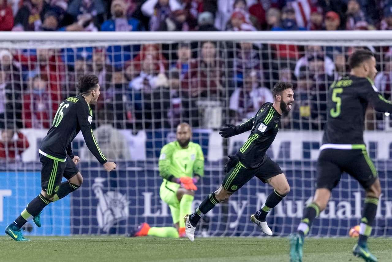 Juan Carlos Osorio acalló las críticas con una categórica victoria de 2-1 contra Estados Unidos en Columbus, en el debut del hexagonal.
