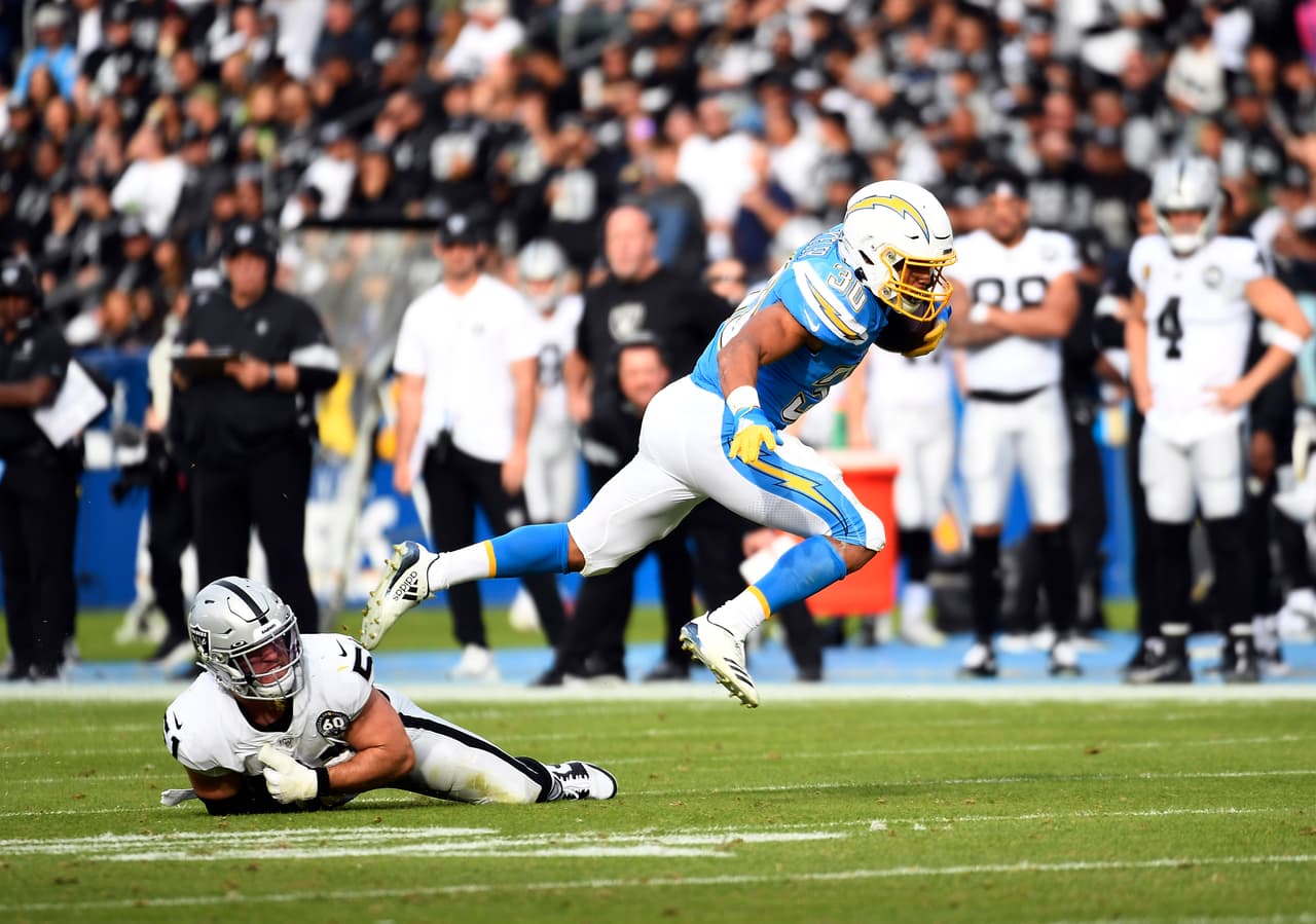 En su visita al StubHub Center, el marcador final fue de 24-17. Raiders y Chargers quedan en segundo y cuarto lugar de su división, respectivamente.
