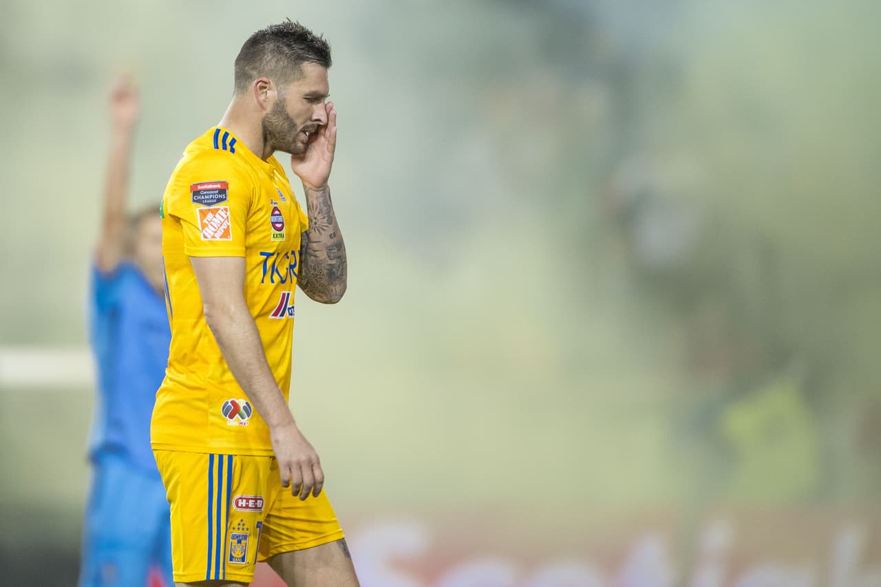 La figura de Tigres es también el jugador más veterano con 34 años cumplidos, en este año ve los 35.