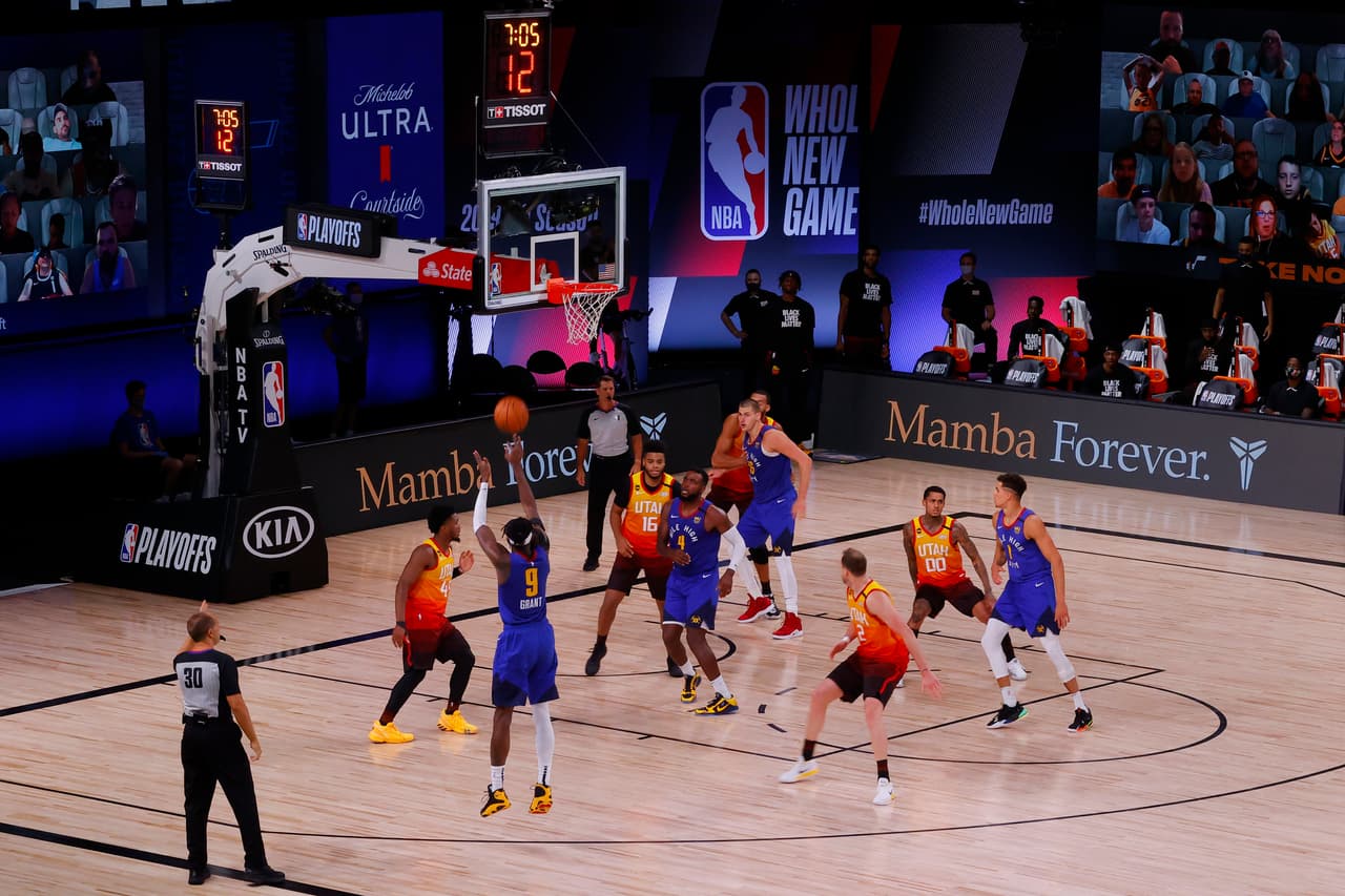 Mamba Forever. Así la NBA también rindió tributo durante Playoffs.