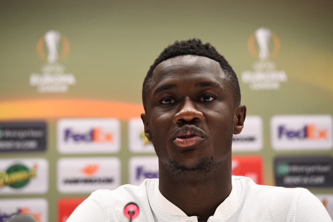 La buena campaña del RB Salzburgo en Europa League ha puesto a varios de sus jugadores en el radar de las mejores ligas. Se dice que Diadie Samassekou sería del interés del Borussia Dortmund.