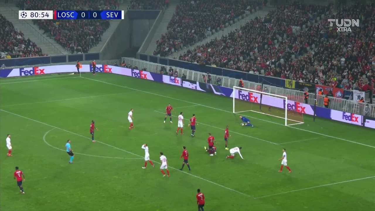 ¡TIRO ATAJADO! disparo por Erik Lamela.