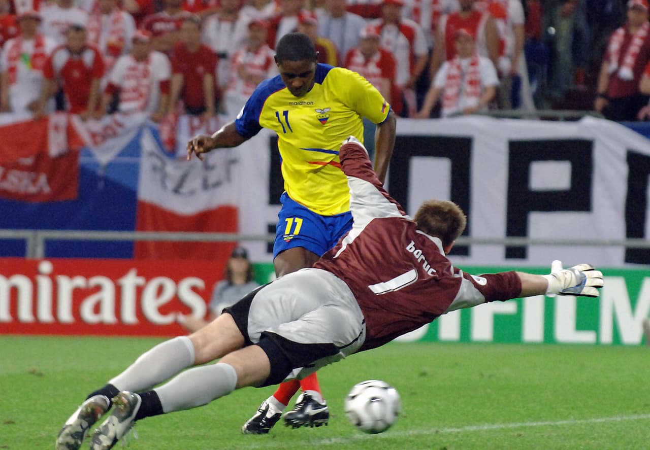 Agustín Delgado marcó 31 tantos en 71 juegos con Ecuador, con el que clasificó a dos Mundiales (2002 y 2006), los dos primeros en la historia de ese país.