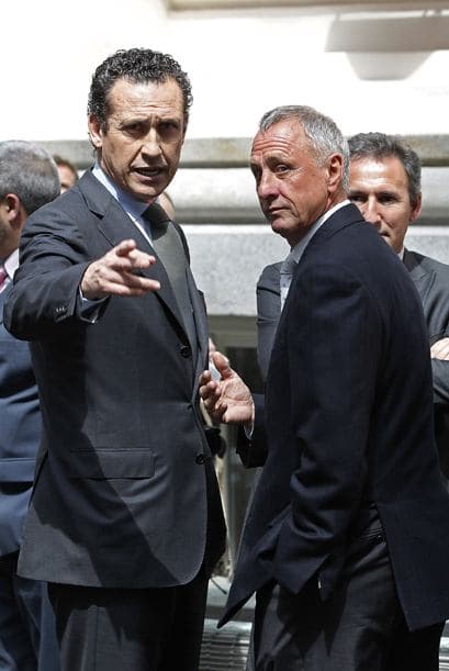 Jorge Valdano y Johan Cruyff compartieron una buena charla.