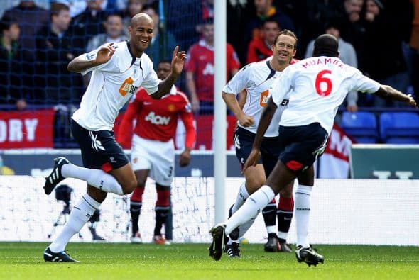 Zat Knight puso en ventaja al Bolton apenas con seis minutos jugados.