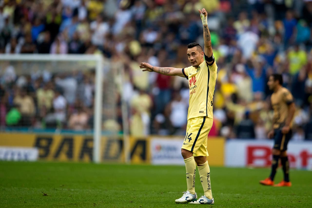 Los planteles- La experiencia que le falta a Ambriz le sobra a los jugadores de Coapa que están acostumbrados a llegar a finales en los últimos años. El conjunto americanista, también, luce más completo en un primer vistazo. Eso significa más variantes desde la banca. Sin embargo, la conjunción del cuadro del Pedregal ha quedado en evidencia a lo largo del campeonato.
