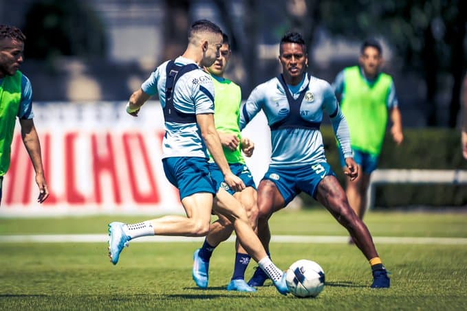 América tuvo la ausencia de Mauro Lainez