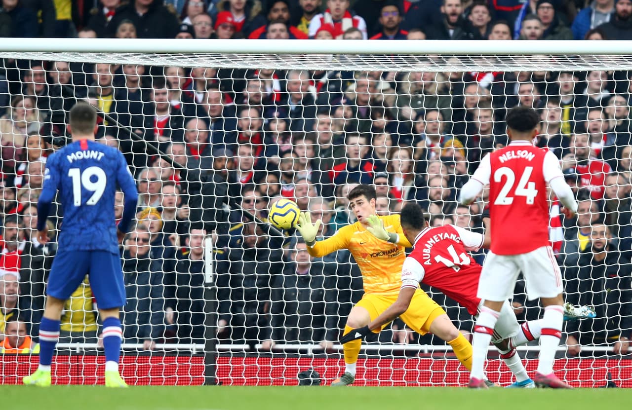 Aubameyang (13’) abrió el marcador. Jorge Luiz Frello (83’) y Tammy Abraham (87’) anotaron por los visitantes.
