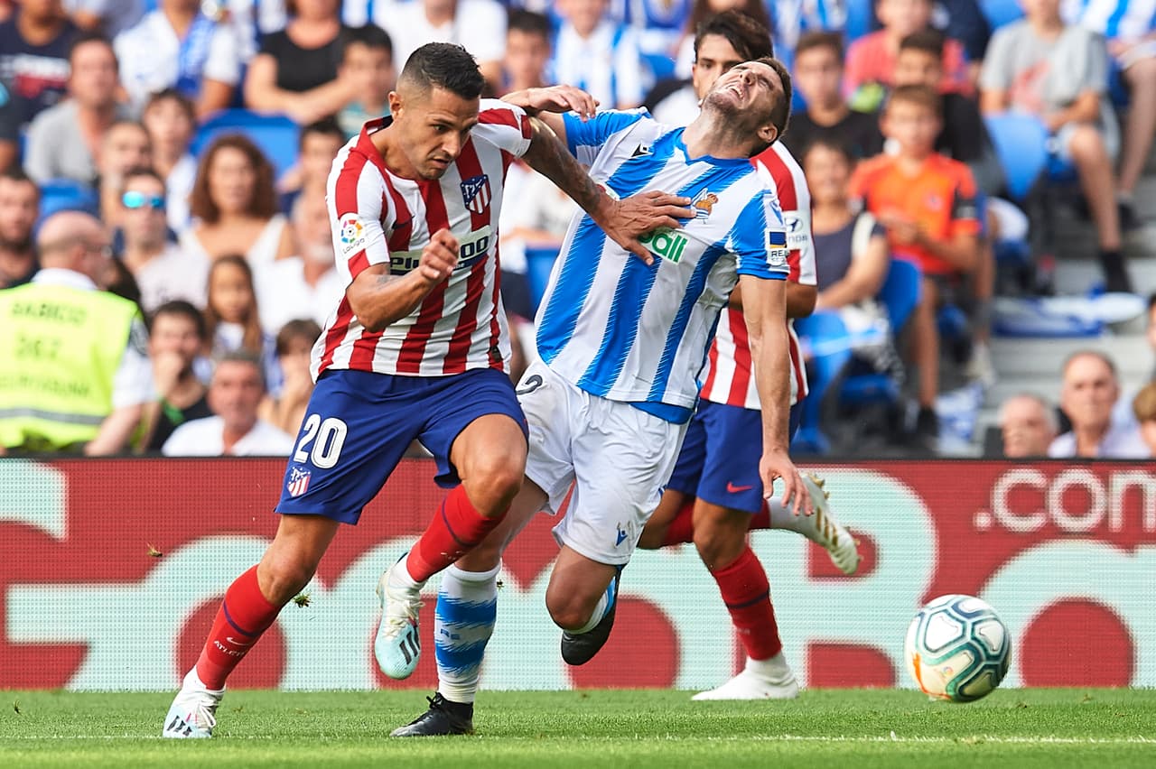 Los goles fueron de Martin Ödegaard al 58’ y Nacho Monreal al 61’. Atlético y Real Sociedad cierran la cuarta jornada con nueve y siete puntos respectivamente. El próximo duelo del equipo del Cholo será ante Juventus en casa en duelo de Champions League, mientras que Real Sociedad visitará al Espanyol en encuentro de La Liga.