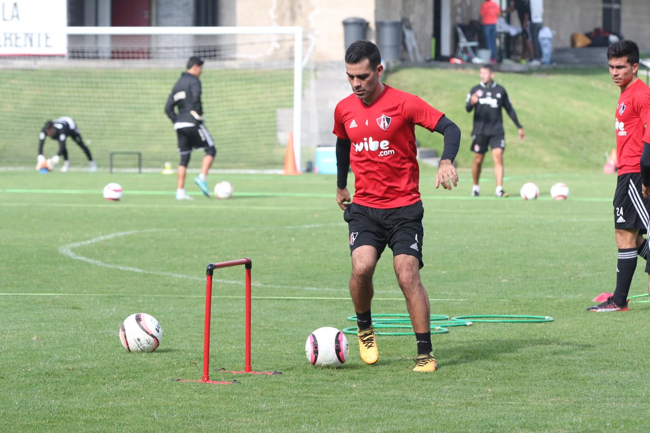 La concentración de Márquez será determinante para que pueda hacer parte del equipo tapatío de nuevo.