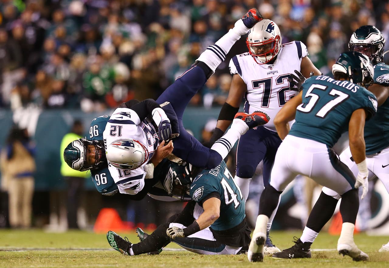 Philadelphia Eagles
<b>10-17</b> New England Patriots.