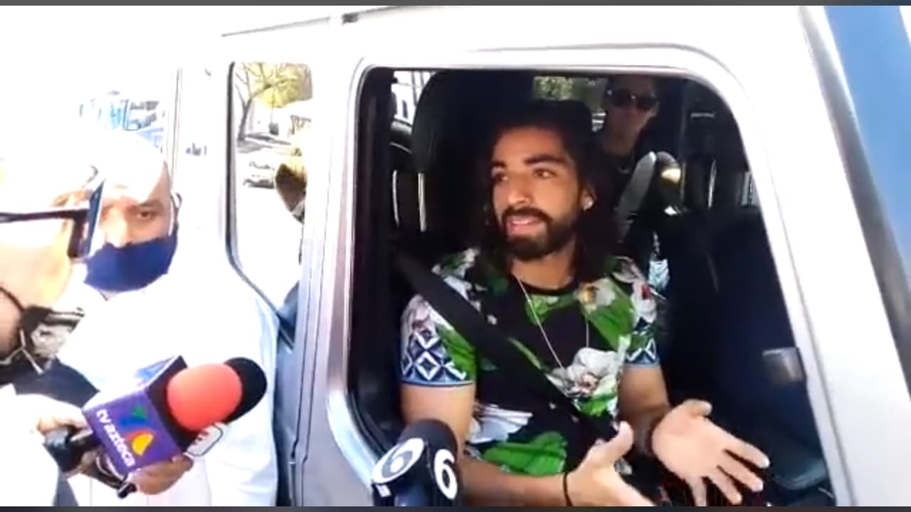 Pizarro y Maxi charlan con fans Rayados; Funes Mori los ignora